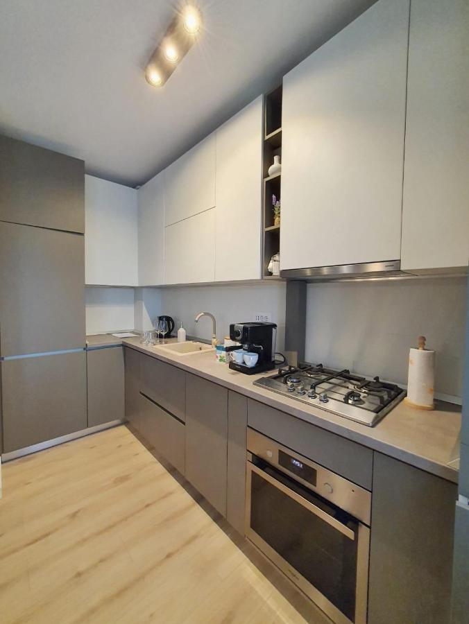 Elias Central Apartment - 2 Bedrooms & Free Parking Gran Varadino Esterno foto