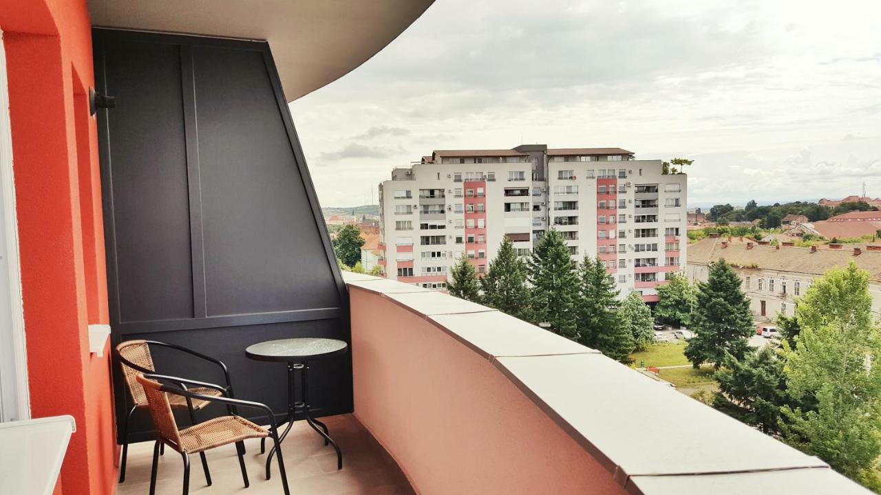 Elias Central Apartment - 2 Bedrooms & Free Parking Gran Varadino Esterno foto